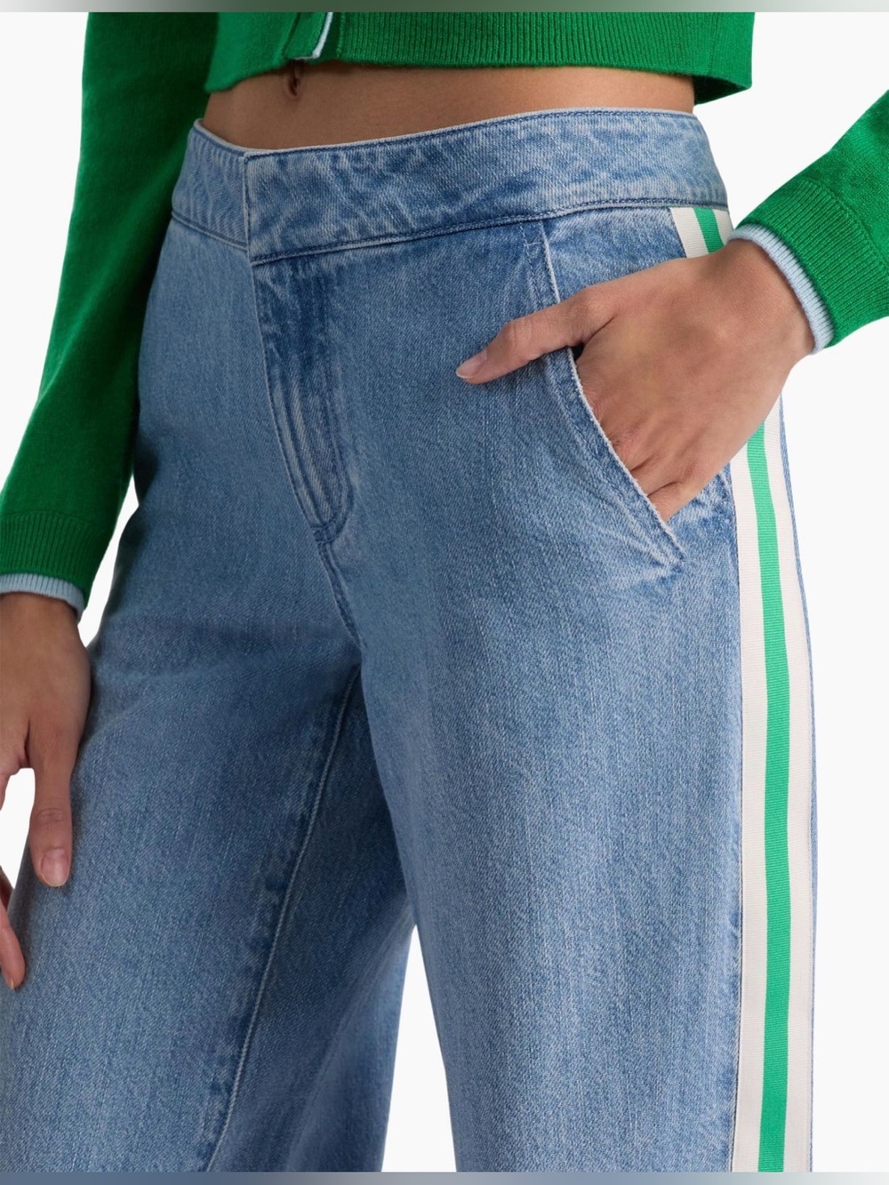 Alice + Olivia Xander Low-Rise Straight-Leg Jeans - Picture 5 of 14